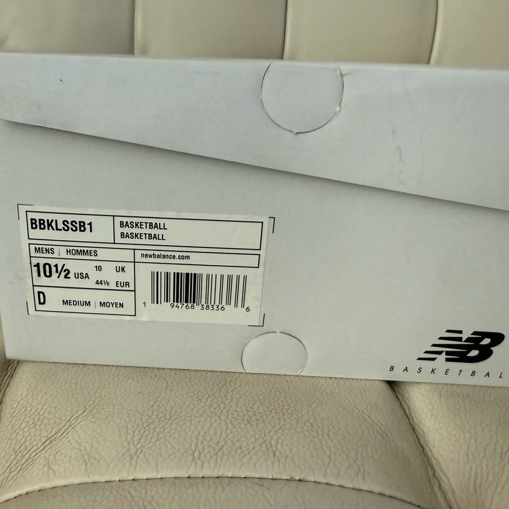 New Balance KAWHI Seismic Moment shoe size 10